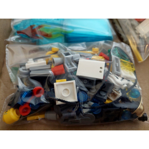 FIRE STATION & 3Vehicles LEGO CITY Set #60004 100% COMPLETE + ALL 5 Instructions - Picture 16 of 16